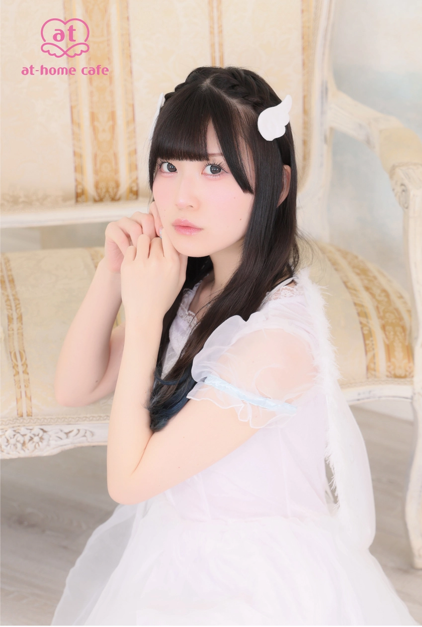 あっとほぉーむカフェ　れなち　コスデー　ソロチェキ ソロチェキ撮ったよ〜♪ #athomecafe #maidcafe #maid #kawaii