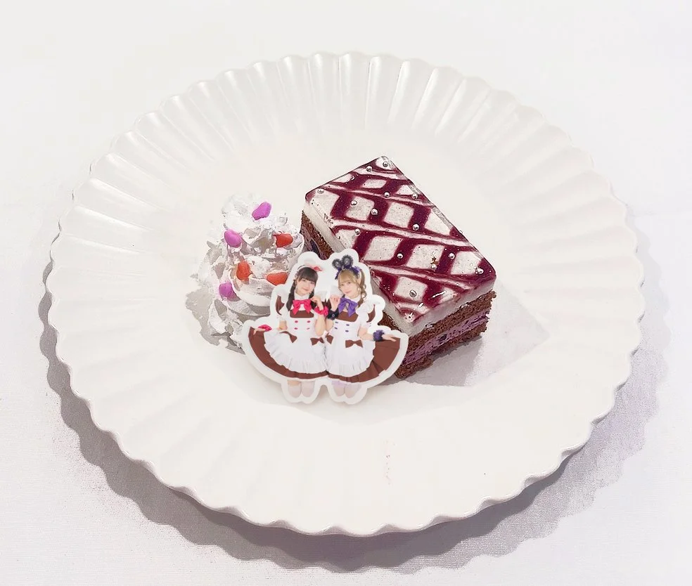 あっとほぉーむカフェ　リンリン　チャイナ　リボン交換　ブロマイド　ステッカー あっとほぉーむカフェ リンリン ステッカー5点セット - メルカリ